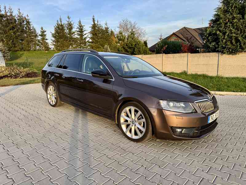 Škoda Octavia Combi III - 2.0 TDi 110kW DSG - foto 7