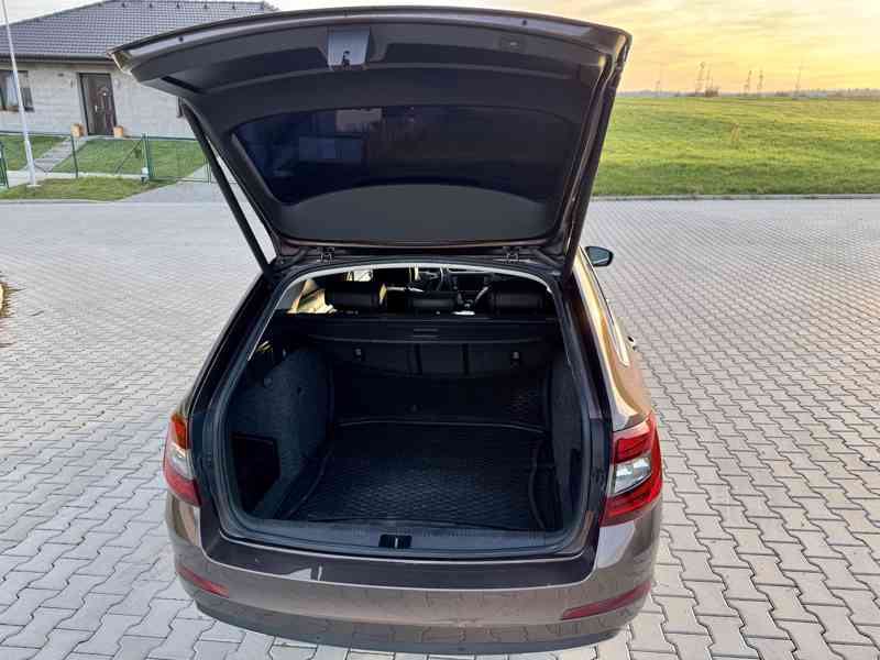 Škoda Octavia Combi III - 2.0 TDi 110kW DSG - foto 14