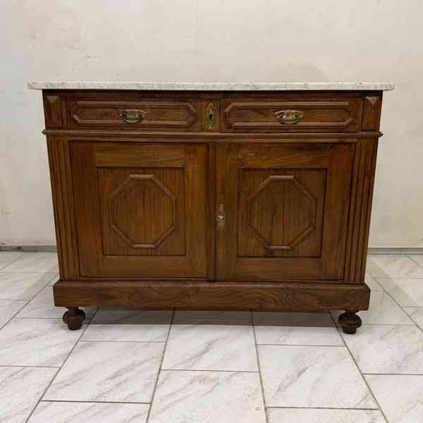 Starožitná Art Deco skříň  - foto 2