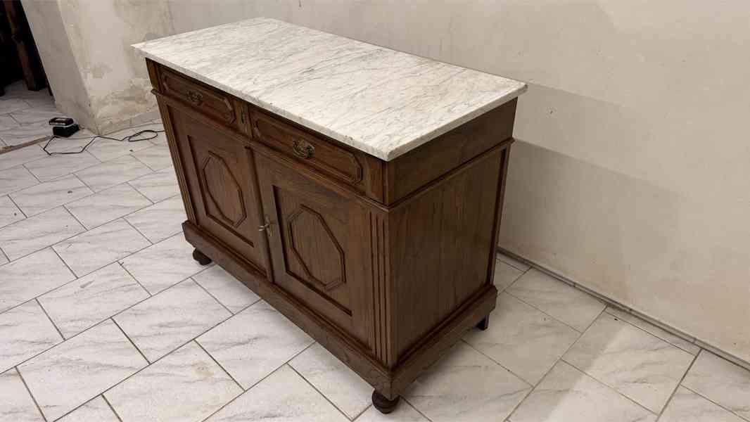 Starožitná Art Deco skříň  - foto 4