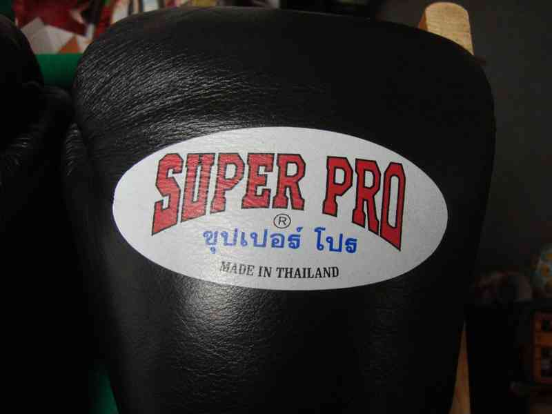 Rukavice kvalitní SUPER PRO Box Kickbox Muay Thai 16OZ - foto 2
