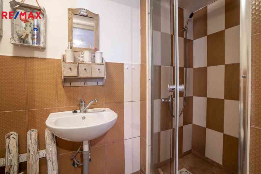 Prodej chalupy 63 m², obec Lužná, okres Vsetín - foto 9