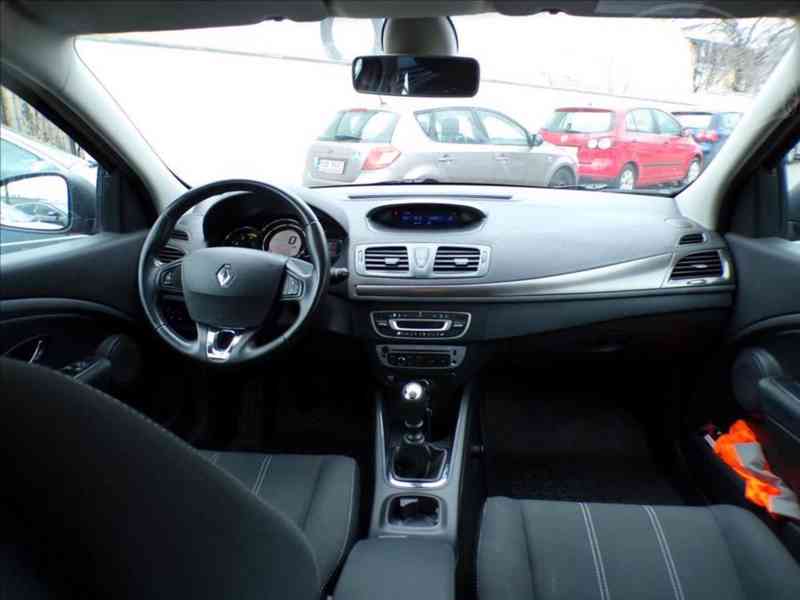 Renault Megane 1,5 dCi TEMPOMAT,DIGI KLIMA - foto 5