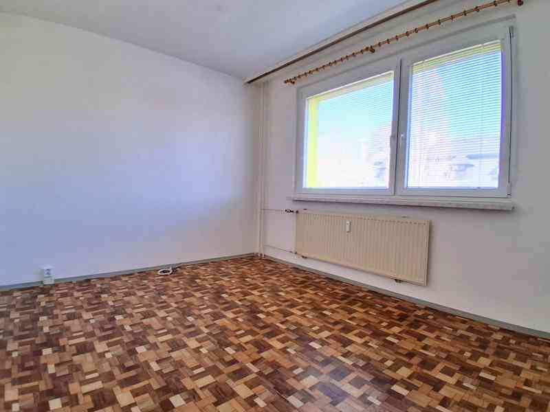 Prodej družstevního bytu 4+1 s lodžií, Husova, Nový Bor - foto 9