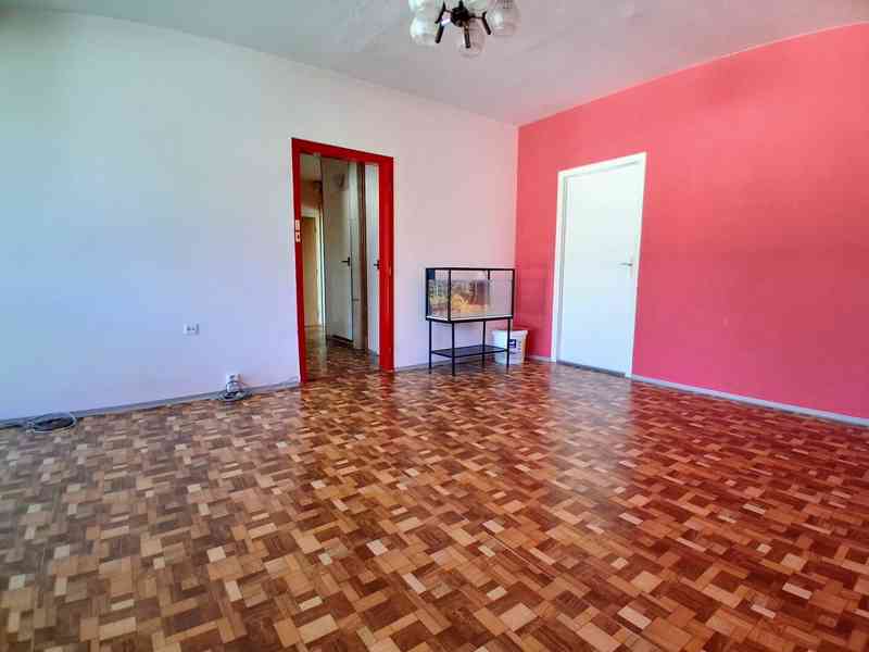 Prodej družstevního bytu 4+1 s lodžií, Husova, Nový Bor - foto 2