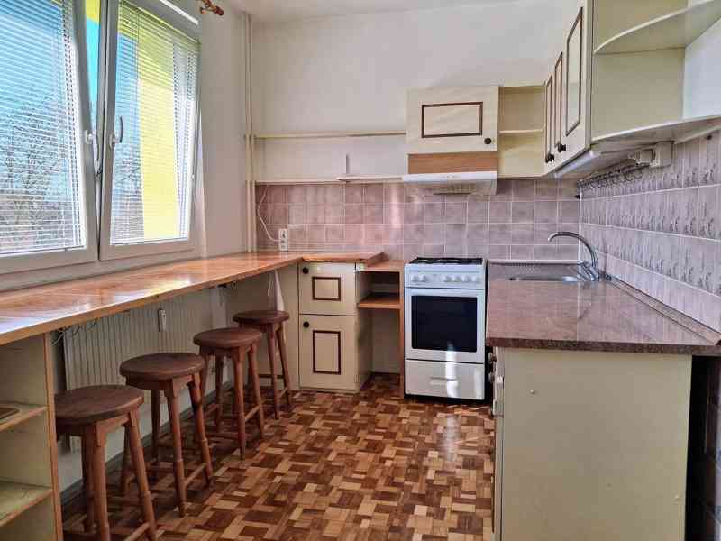 Prodej družstevního bytu 4+1 s lodžií, Husova, Nový Bor - foto 4