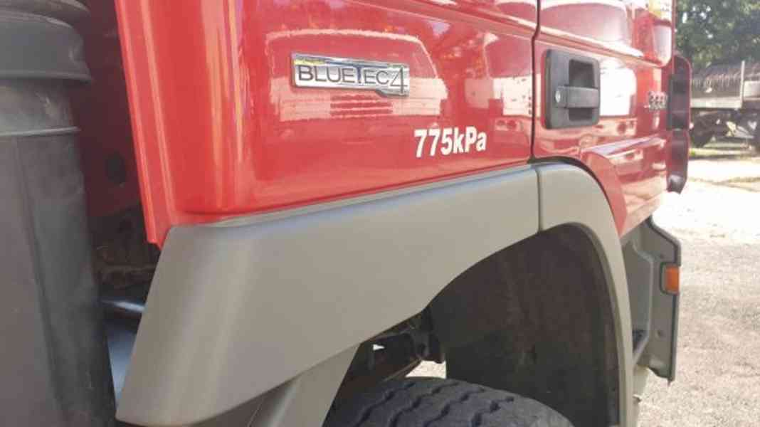 AD20 autojeřáb 6x4 MB EUR4 AD20.2 Mercedes 3332 - foto 8