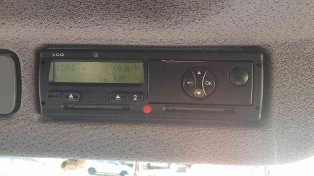 AD20 autojeřáb 6x4 MB EUR4 AD20.2 Mercedes 3332 - foto 7