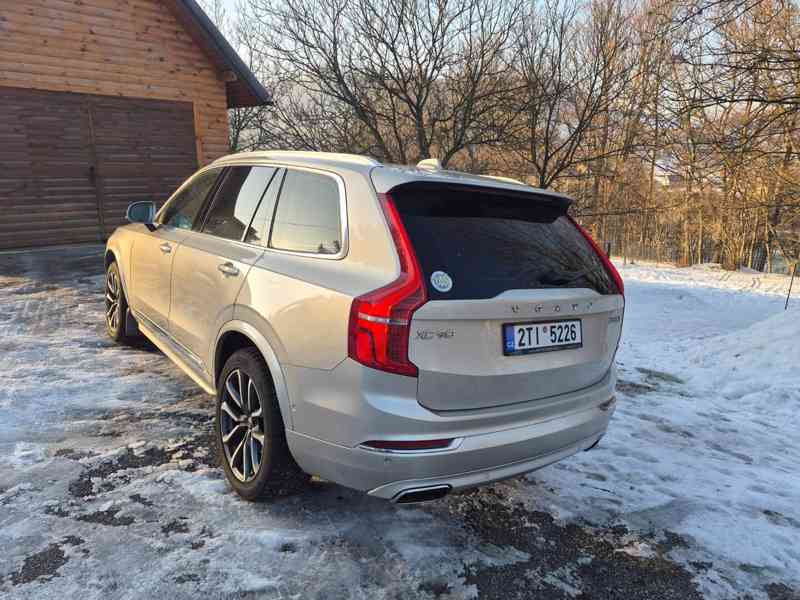 Volvo XC90 - foto 14
