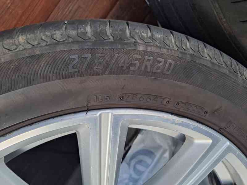 Volvo XC90 - foto 12