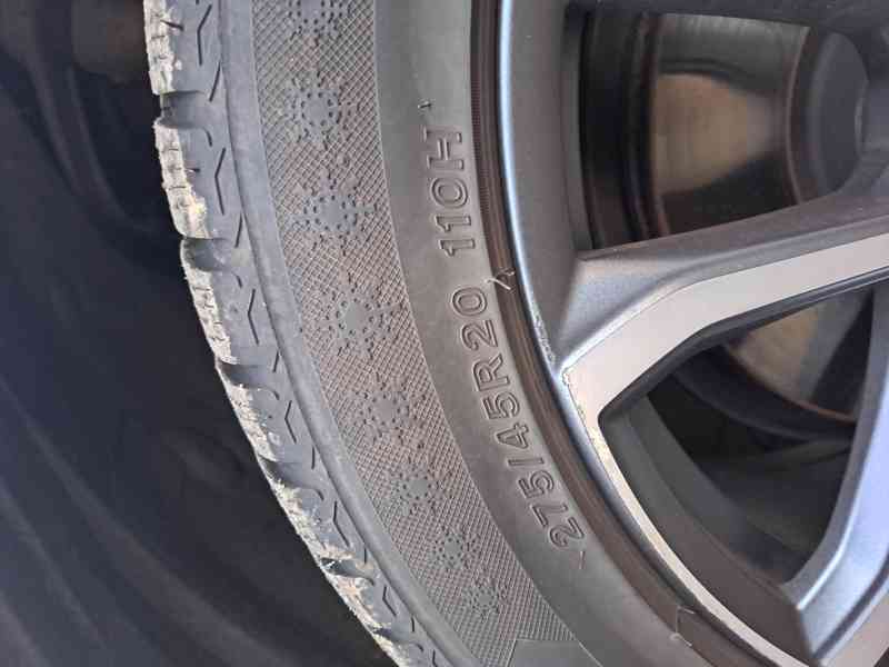 Volvo XC90 - foto 14