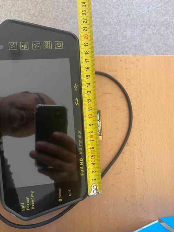 LCD monitor 7“ Full HD MP5 na zrcátko (AV1,AV2,SD,Bluetooth) - foto 3