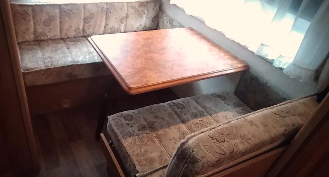 Cestovní karavan Buerstner Lux, ČR doklady, nová STK. - foto 15