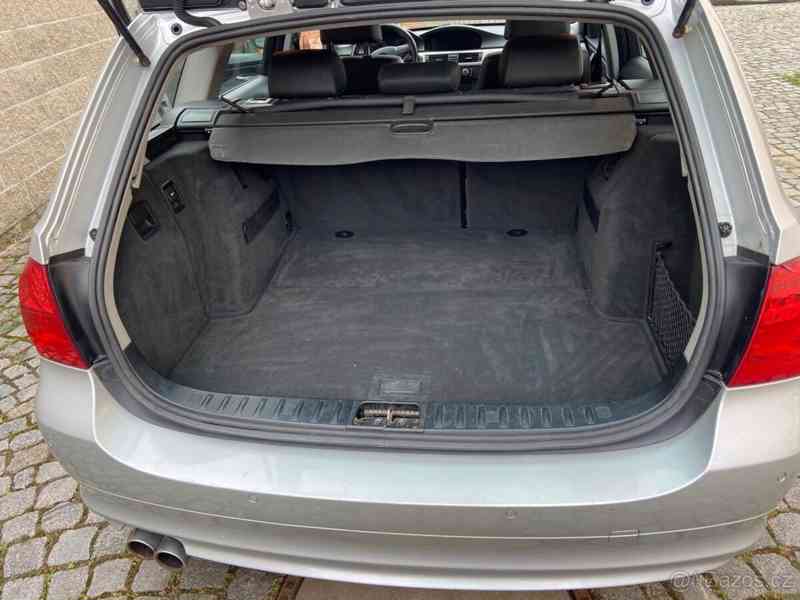 BMW Řada 3 3,3   330d e91 180kw - foto 9