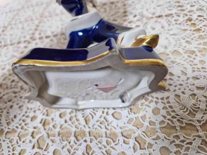 Porcelánové figurální svícny Pierot a Kolombína Royal Dux - foto 11