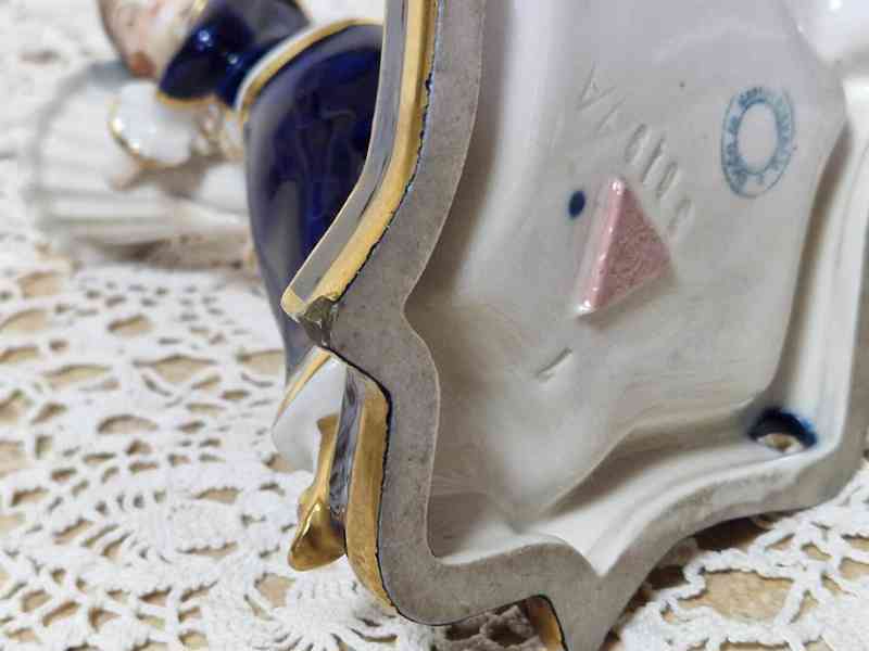 Porcelánové figurální svícny Pierot a Kolombína Royal Dux - foto 5