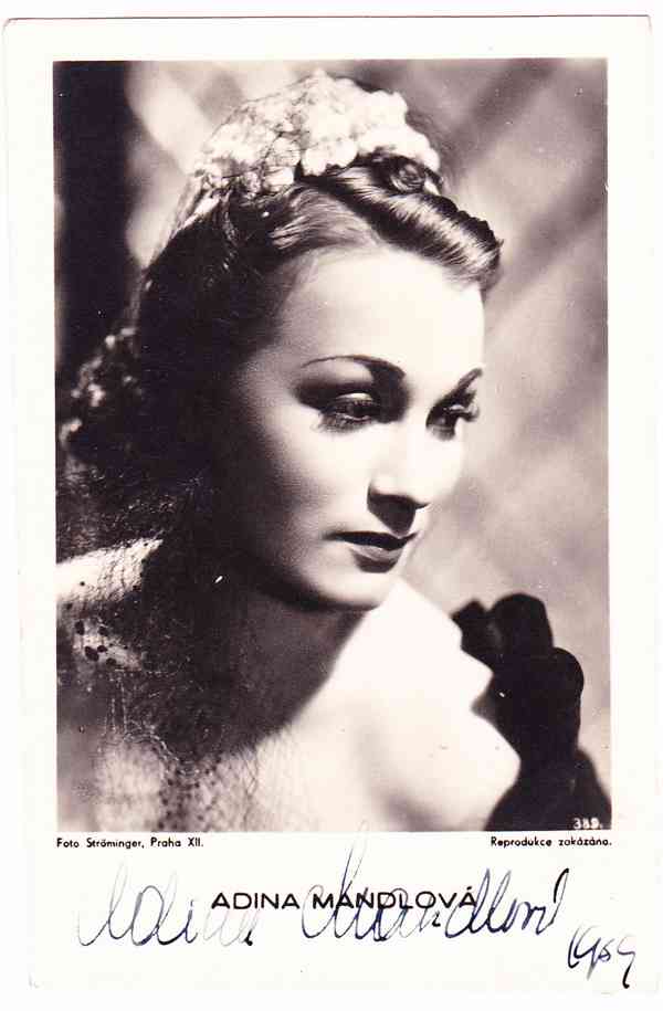 Adina Mandlová – propagační portrét z roku 1939 