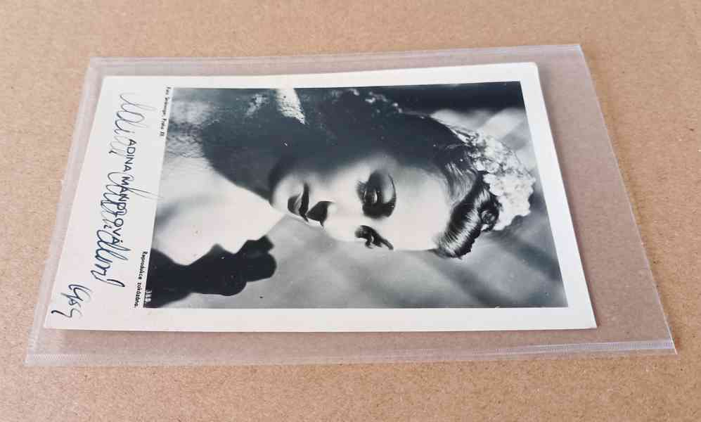 Adina Mandlová – propagační portrét z roku 1939  - foto 2