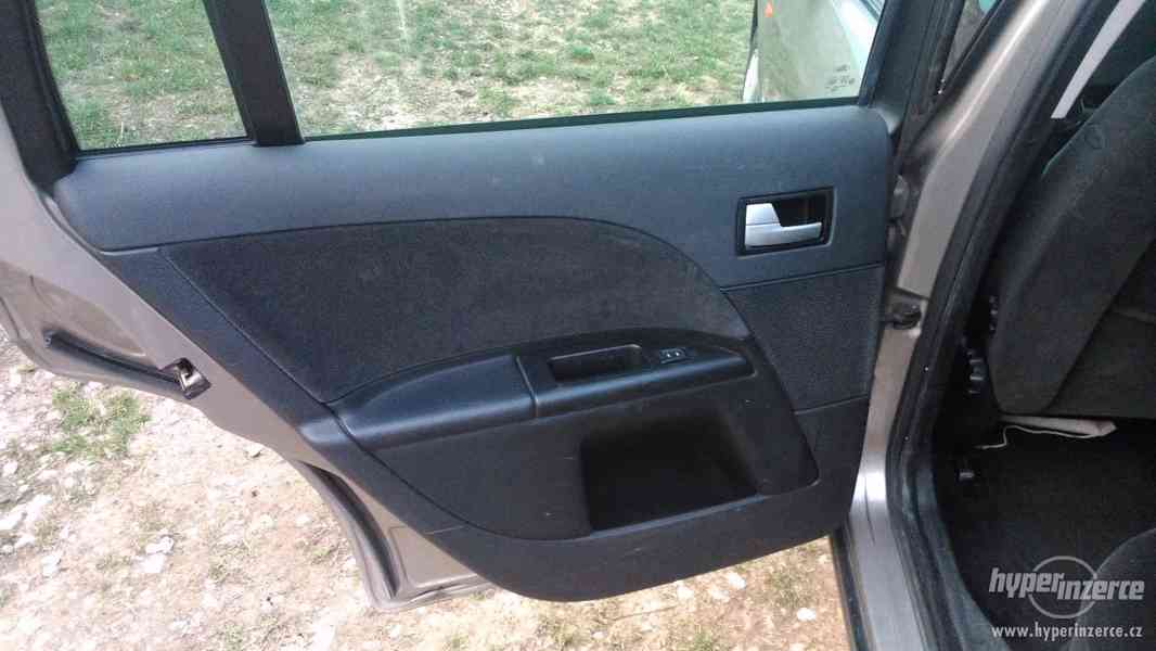 Mondeo MK3 2.0 TDCi 96Kw - foto 7