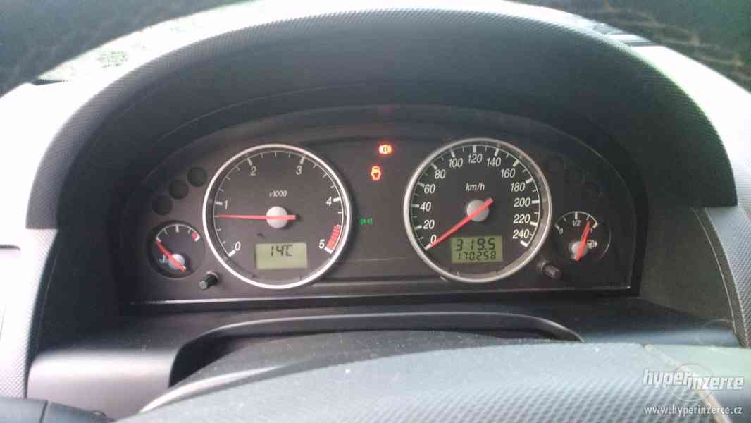 Mondeo MK3 2.0 TDCi 96Kw - foto 15