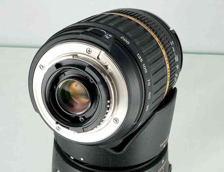 pro Nikon -Tamron AF 18-200mm F/3,5-6,3 DiII XR LD - foto 5