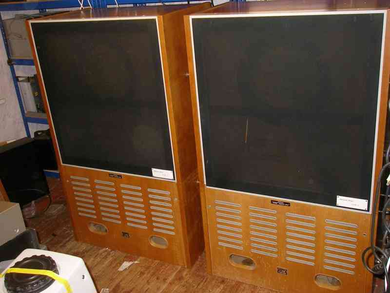 Studiové monitory LS-610 (Studio Monitors LS-610) - foto 2