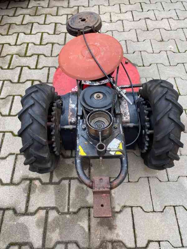 Pohonná motorová jednotka vč. žací lišty a sekačky - foto 10