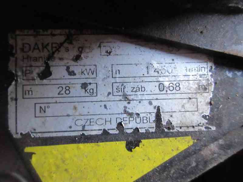 Pohonná motorová jednotka vč. žací lišty a sekačky - foto 9