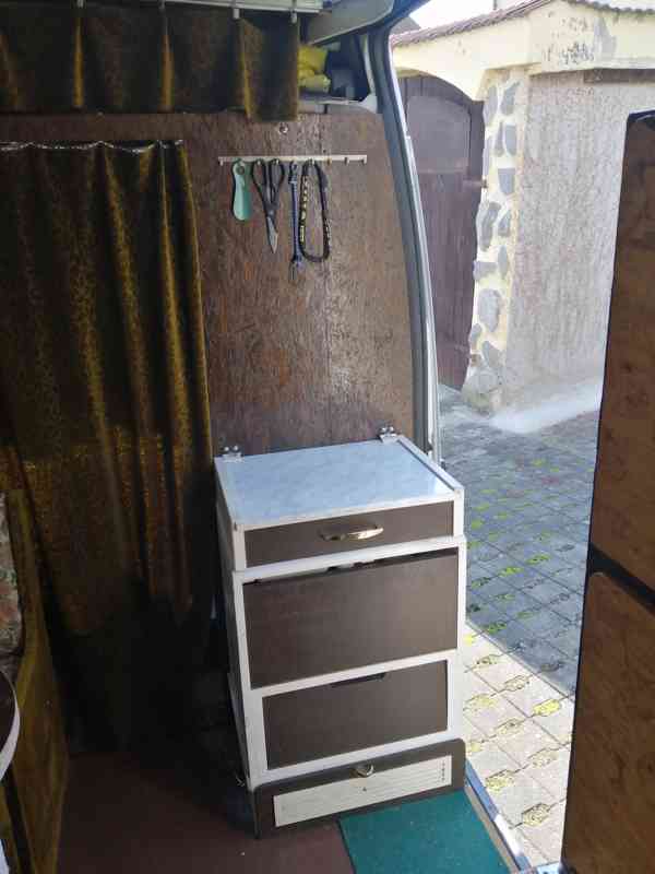  obytný automobil Renault Master - foto 7