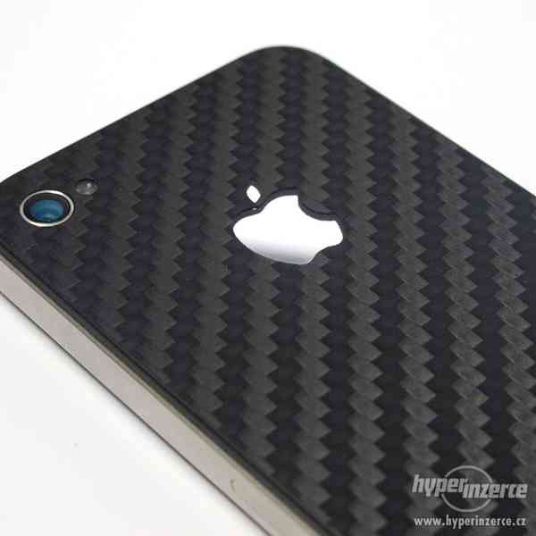 Karbonová 3M fólie Apple iPhone 4 bílá/černá - foto 1