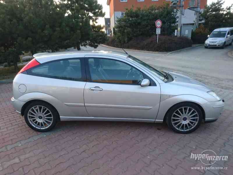 Ford Focus ST170 2.0i 127KW 2002 - foto 2
