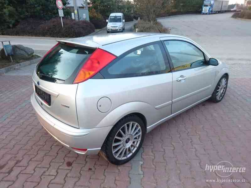 Ford Focus ST170 2.0i 127KW 2002 - foto 3