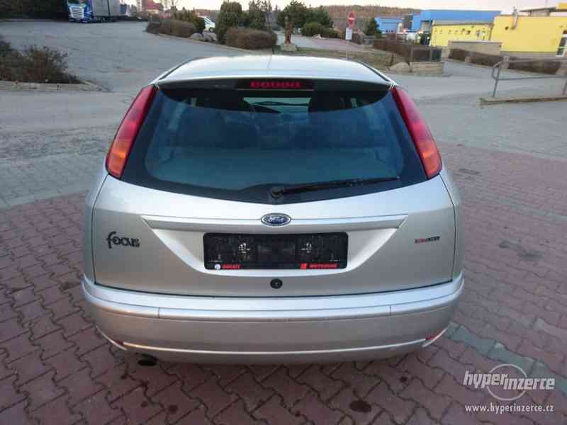 Ford Focus ST170 2.0i 127KW 2002 - foto 4