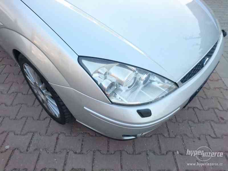 Ford Focus ST170 2.0i 127KW 2002 - foto 10