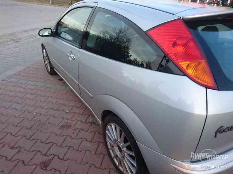 Ford Focus ST170 2.0i 127KW 2002 - foto 15