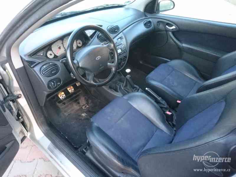 Ford Focus ST170 2.0i 127KW 2002 - foto 18