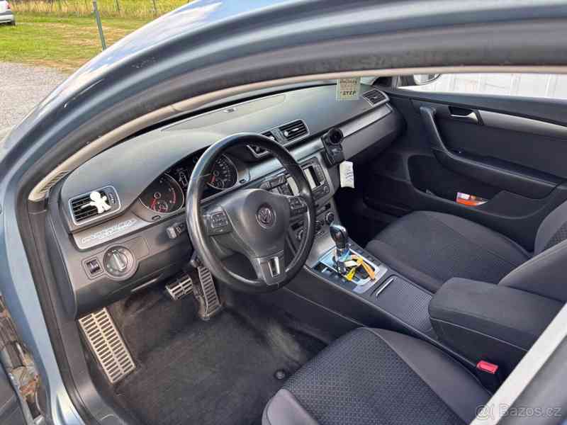 Volkswagen Passat 2,0   b7 TDI - foto 8