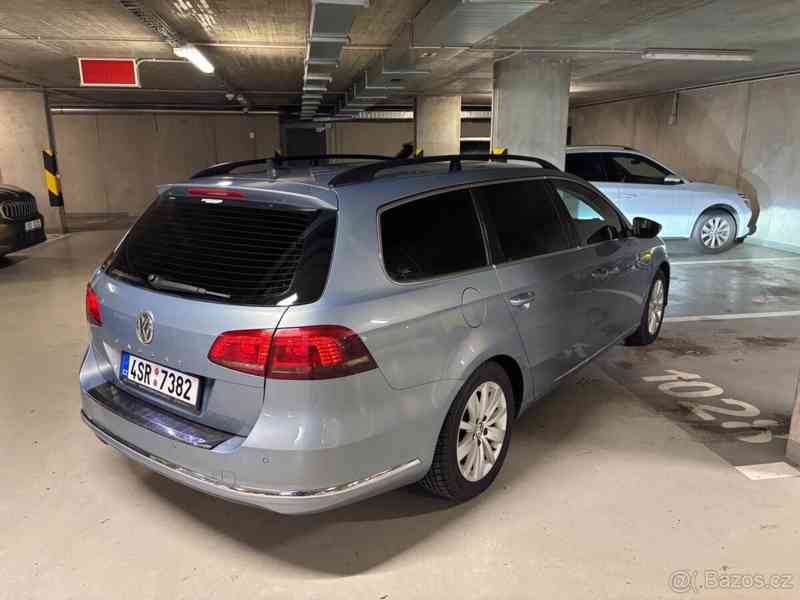 Volkswagen Passat 2,0   b7 TDI - foto 6