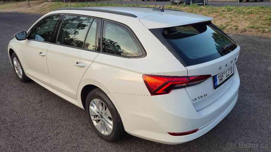 Škoda Octavia 2,0   4 IV Combi Ambition TDI - foto 2