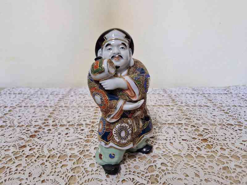 Luxusní Japonská bohatě zdobená soška Bůh Bůžek Satsuma  - foto 2