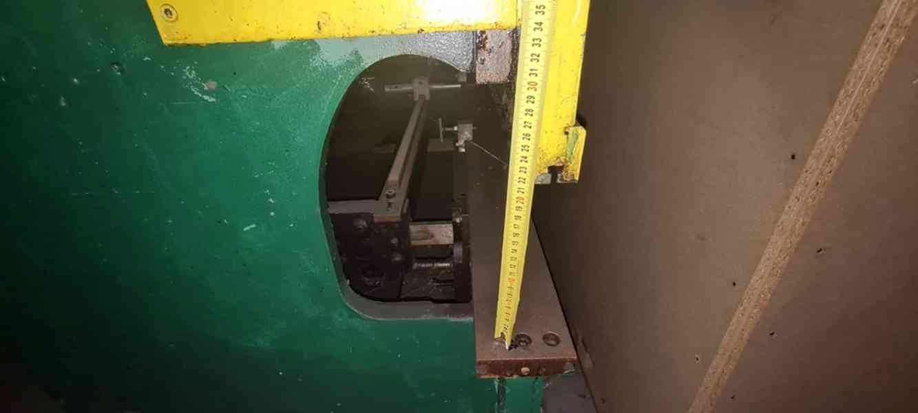 Použitý hydraulický ohraňovací lis POL 3525, OMAG, r. v.1994 - foto 10