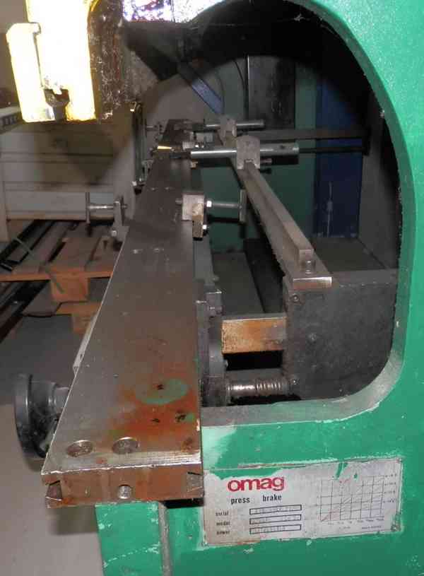 Použitý hydraulický ohraňovací lis POL 3525, OMAG, r. v.1994 - foto 3