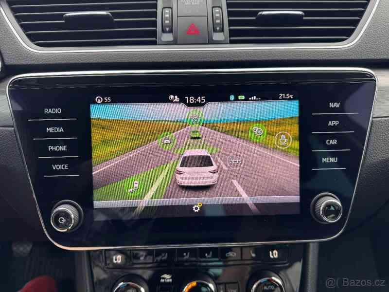 Škoda Superb 2,0   3 TDi FL 2021 MATRIX VIRTUAL - foto 18