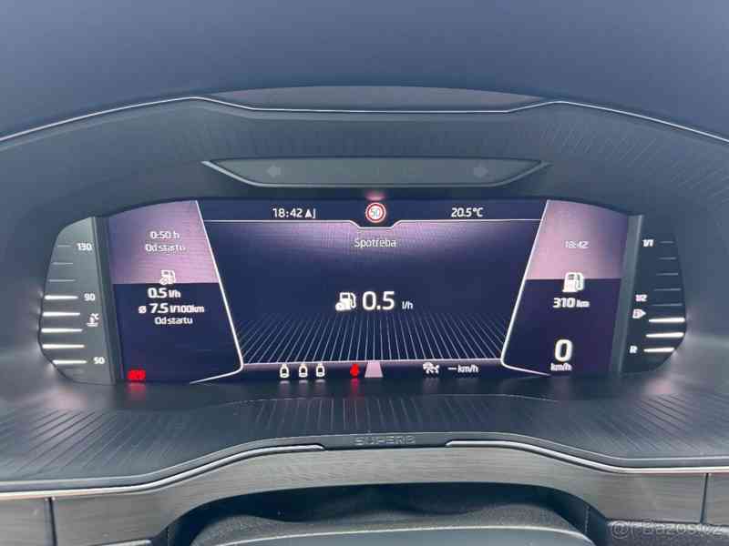 Škoda Superb 2,0   3 TDi FL 2021 MATRIX VIRTUAL - foto 19