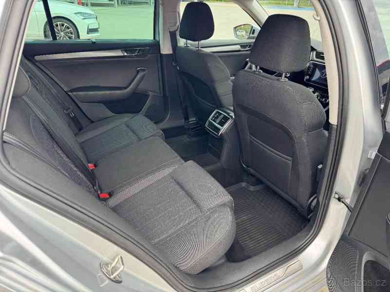 Škoda Superb 2,0   3 TDi FL 2021 MATRIX VIRTUAL - foto 13