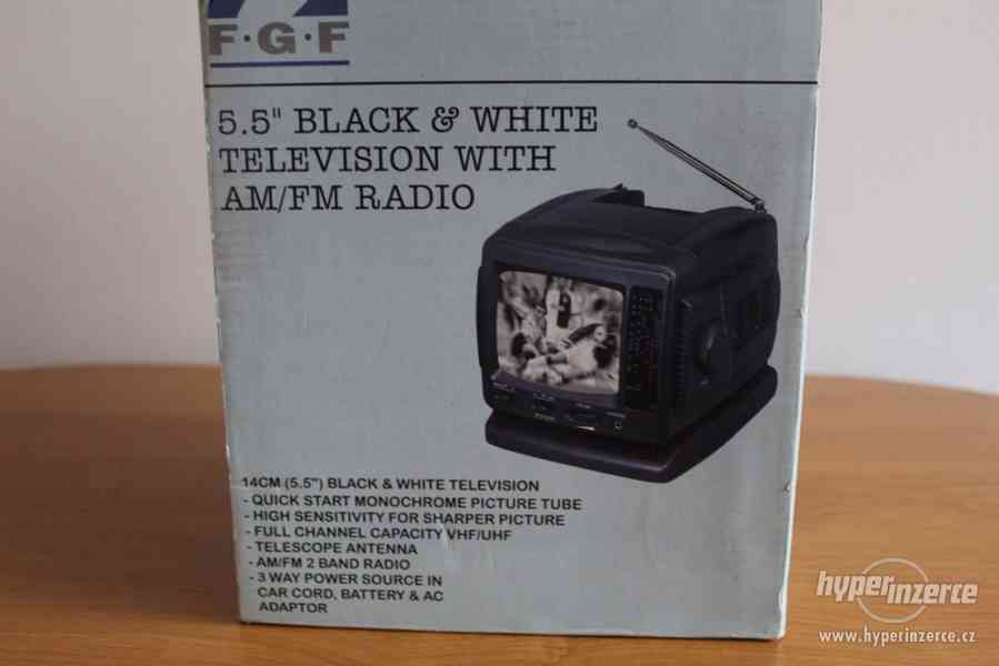 Černobílá TV 5,5 plc obrazovka s am/fm radiem - foto 2