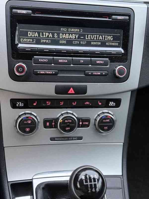 Volkswagen Passat Variant 1.6 TDI 77 kW | 10/2014 | DE | Nov - foto 7