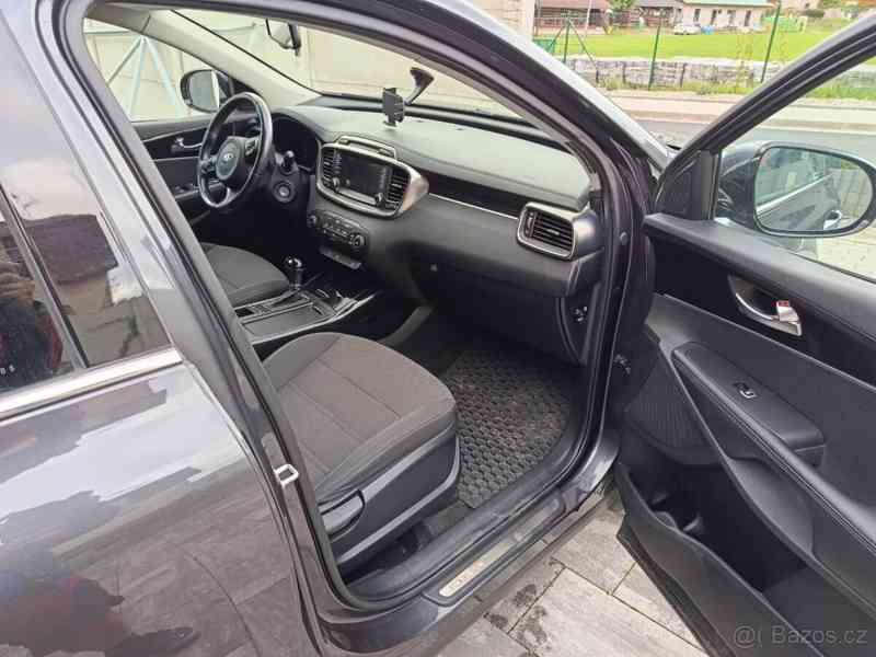 Kia Sorento 2,2   tdi - foto 9