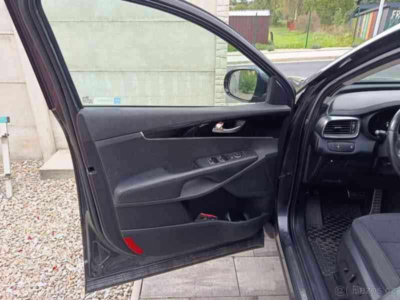 Kia Sorento 2,2   tdi - foto 4