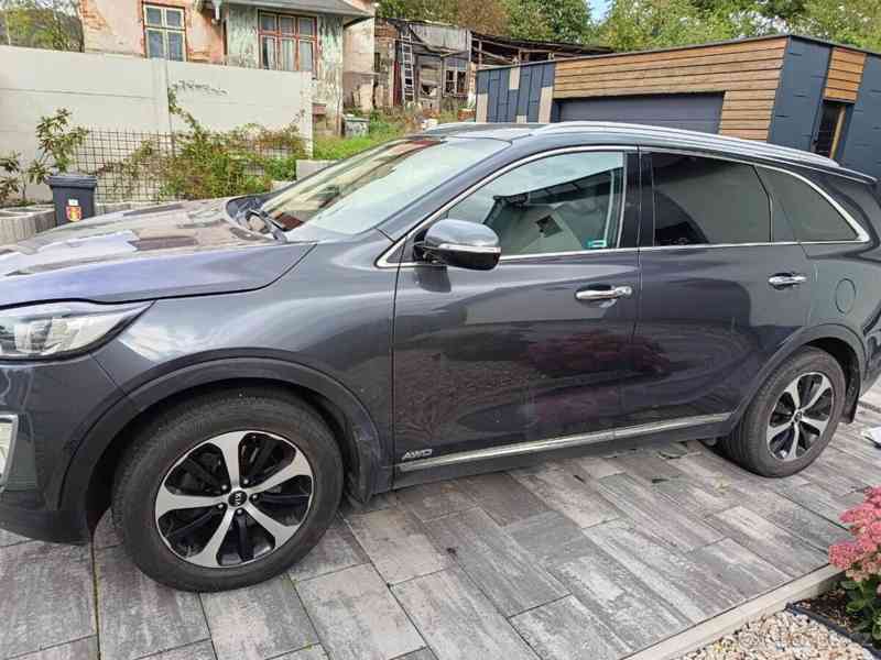 Kia Sorento 2,2   tdi - foto 6